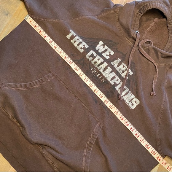 Queen “We Are The Champions” Brown Hoodie XL Medium Weight GUC - Picture 6 of 11